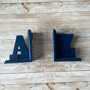 A to Z Book Ends